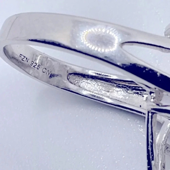 CZ Sterling Silver Baguette Large Cocktail Ring Sz 6 - Picture 3 of 6